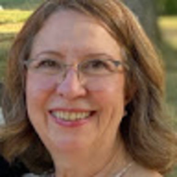 Meet your Posher, Ada - Picture 1 of 1